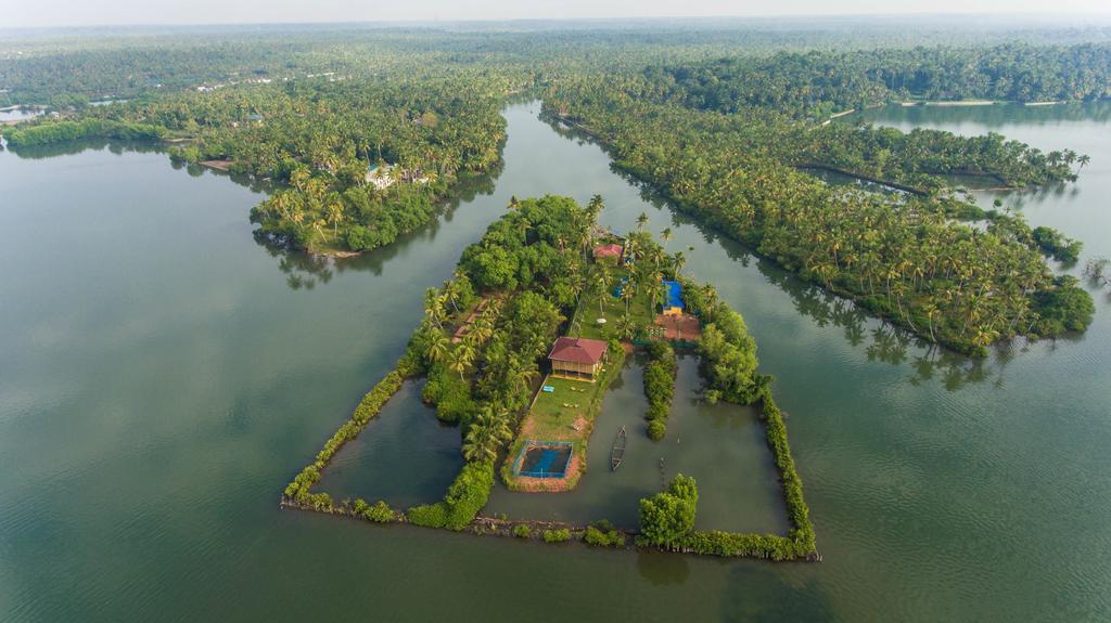 Vinis Farm - A Private Island Stay -Privacy Redefined !!! Mundrothuruth Extérieur photo